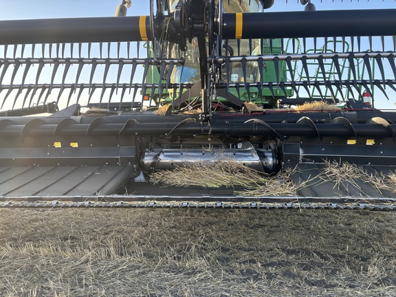 Used 2019 MacDon FD135 Combine Platforms at Horizon Ag & Turf in Mayerthorpe, AB - Photo3