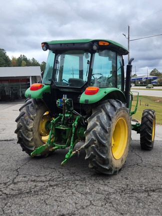 2016 John Deere 5085E
