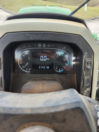 2016 John Deere 5085E