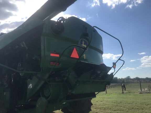 Photo of 2023 John Deere S780