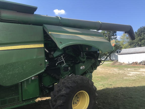 Photo of 2023 John Deere S780