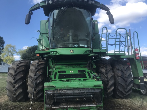 Photo of 2023 John Deere S780