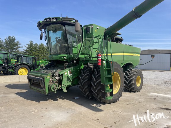 Photo of 2023 John Deere S780
