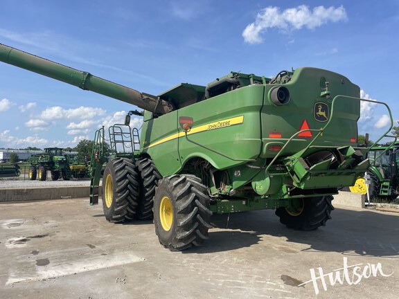 Photo of 2023 John Deere S780