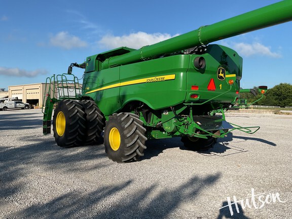 Photo of 2023 John Deere S780