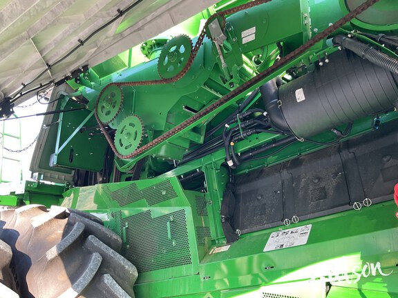 Photo of 2023 John Deere S780