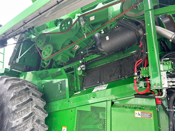 2020 John-Deere S780
