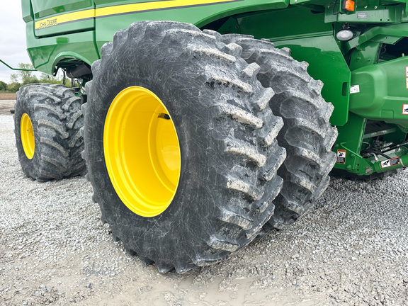 2020 John-Deere S780