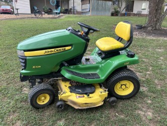 Photo of 2011 John Deere X324