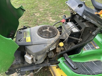 Photo of 2011 John Deere X324