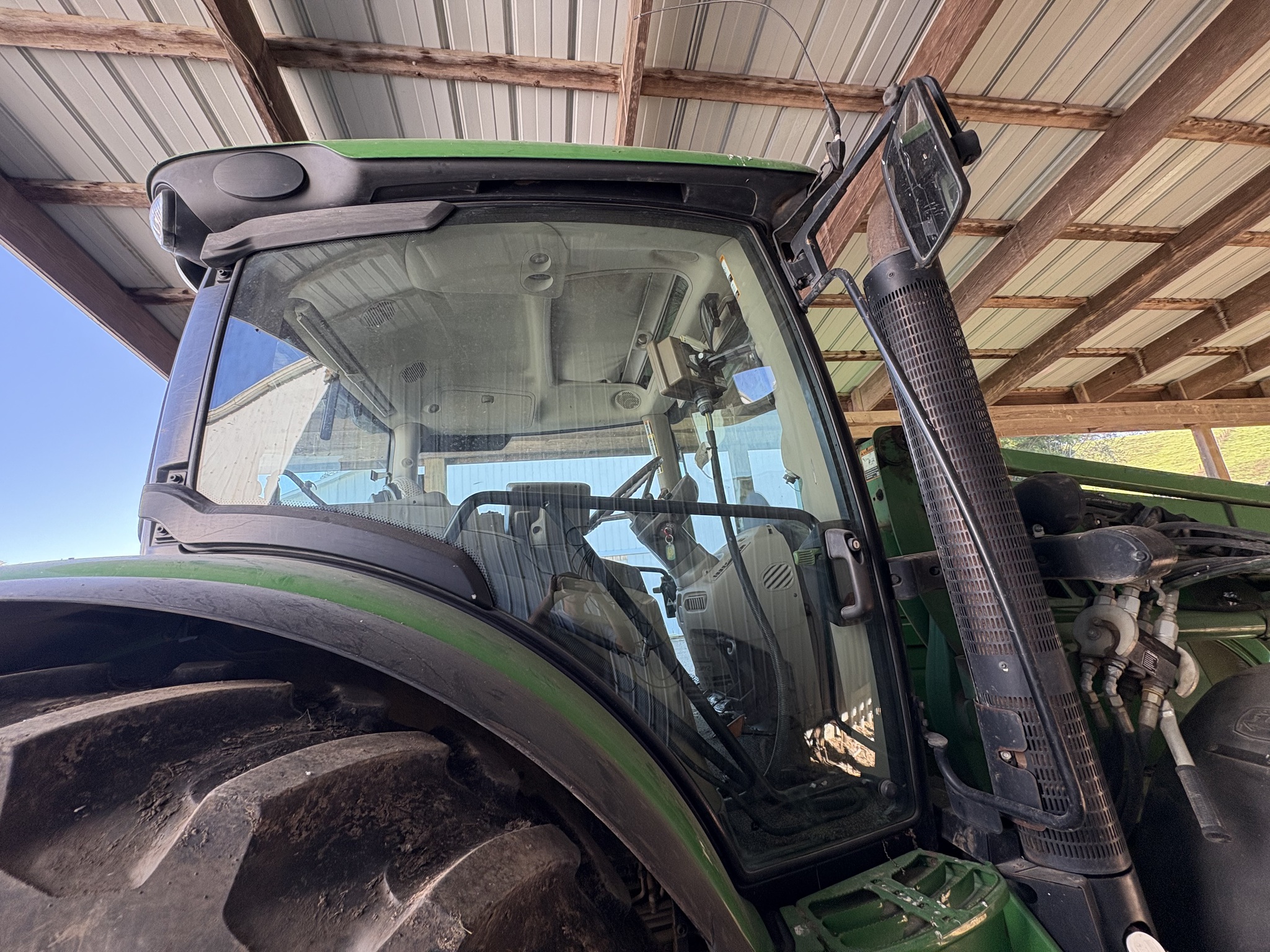 2013 John Deere 6125R Image 13