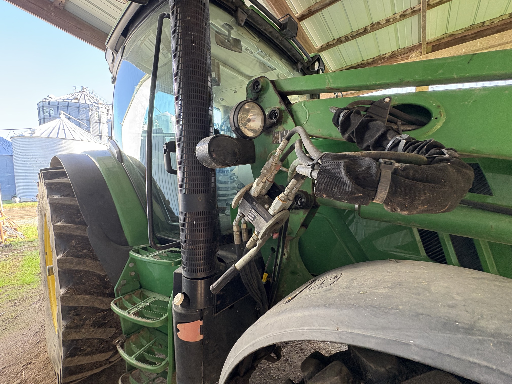 2013 John Deere 6125R Image 17