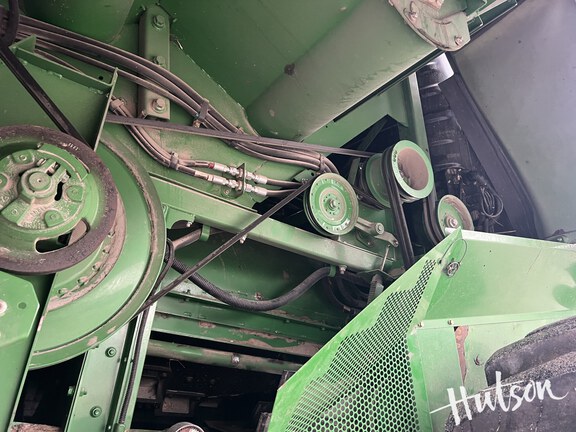 Photo of 2013 John Deere S680