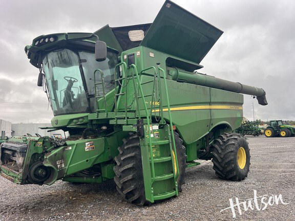 Photo of 2013 John Deere S680