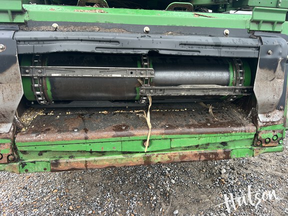 Photo of 2013 John Deere S680