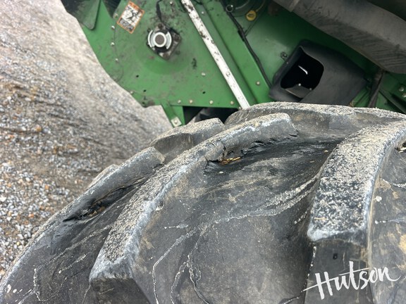 Photo of 2013 John Deere S680