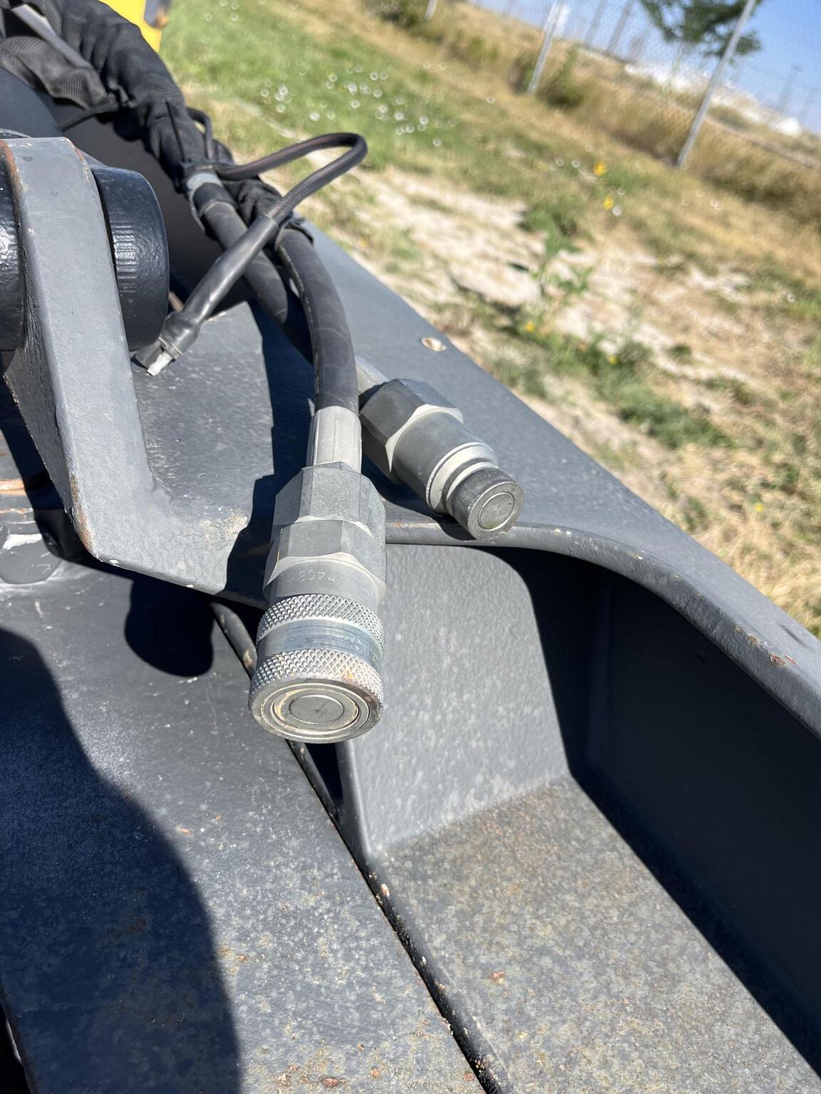 2012 John Deere 96 Image 8