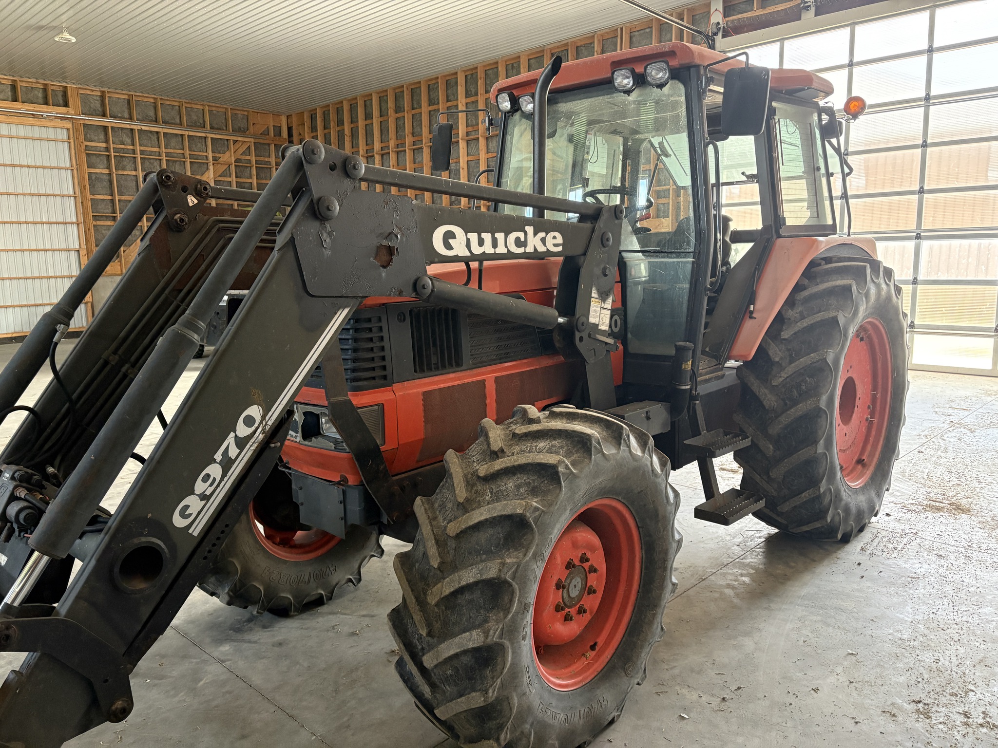 2002 Kubota M120 Image 1