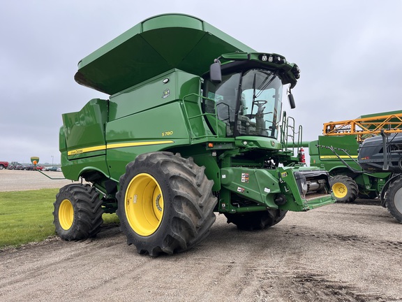  John Deere S780
