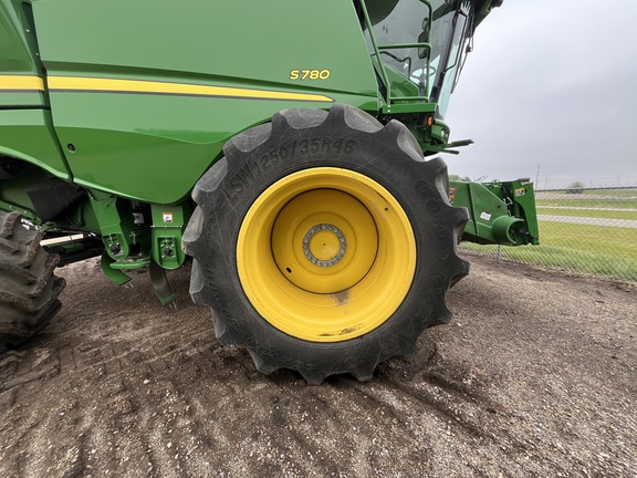 2022 John Deere S780 - Photo12