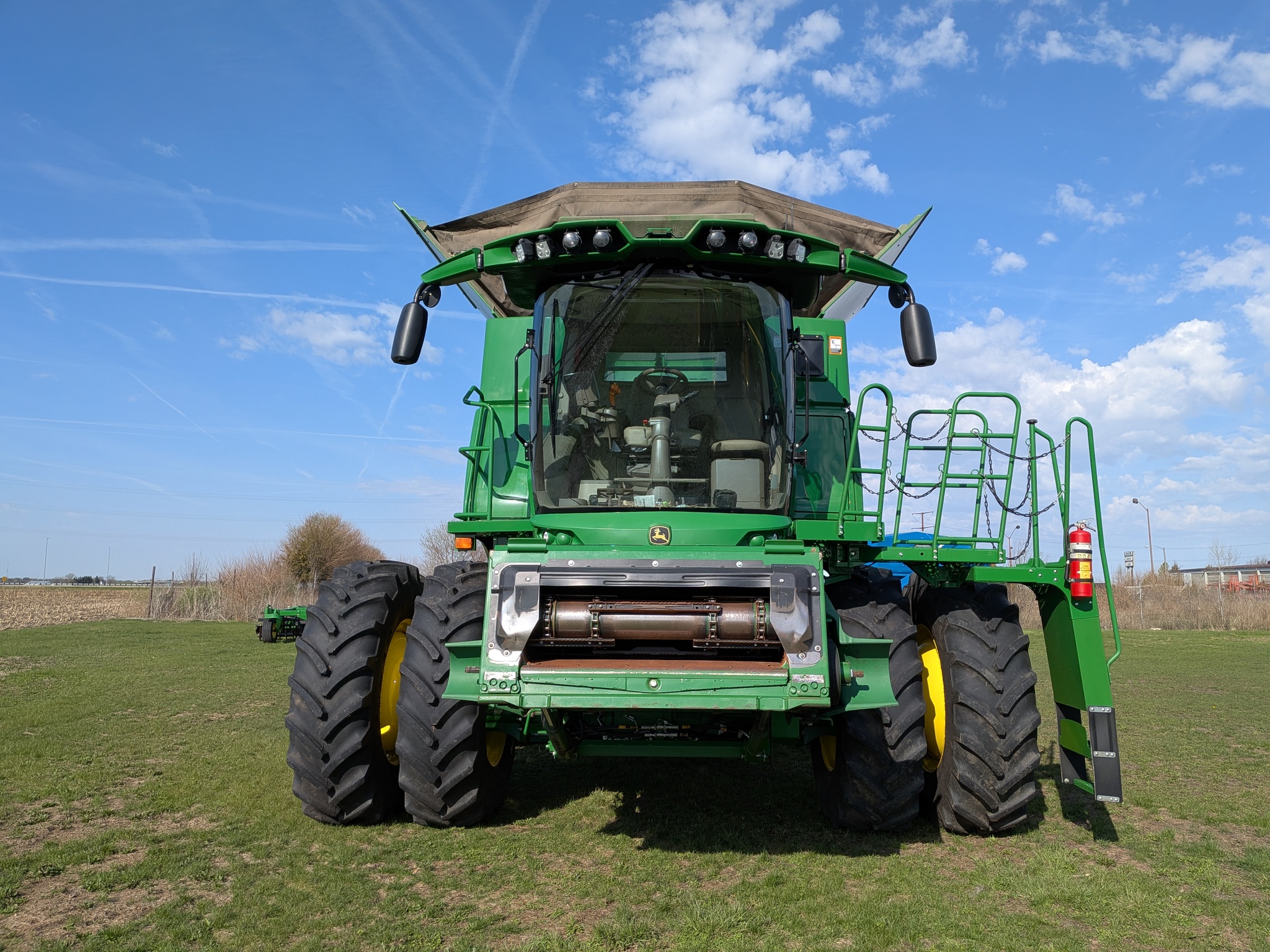  2023 John Deere S780 at Heritage Tractor in Galesburg, IL