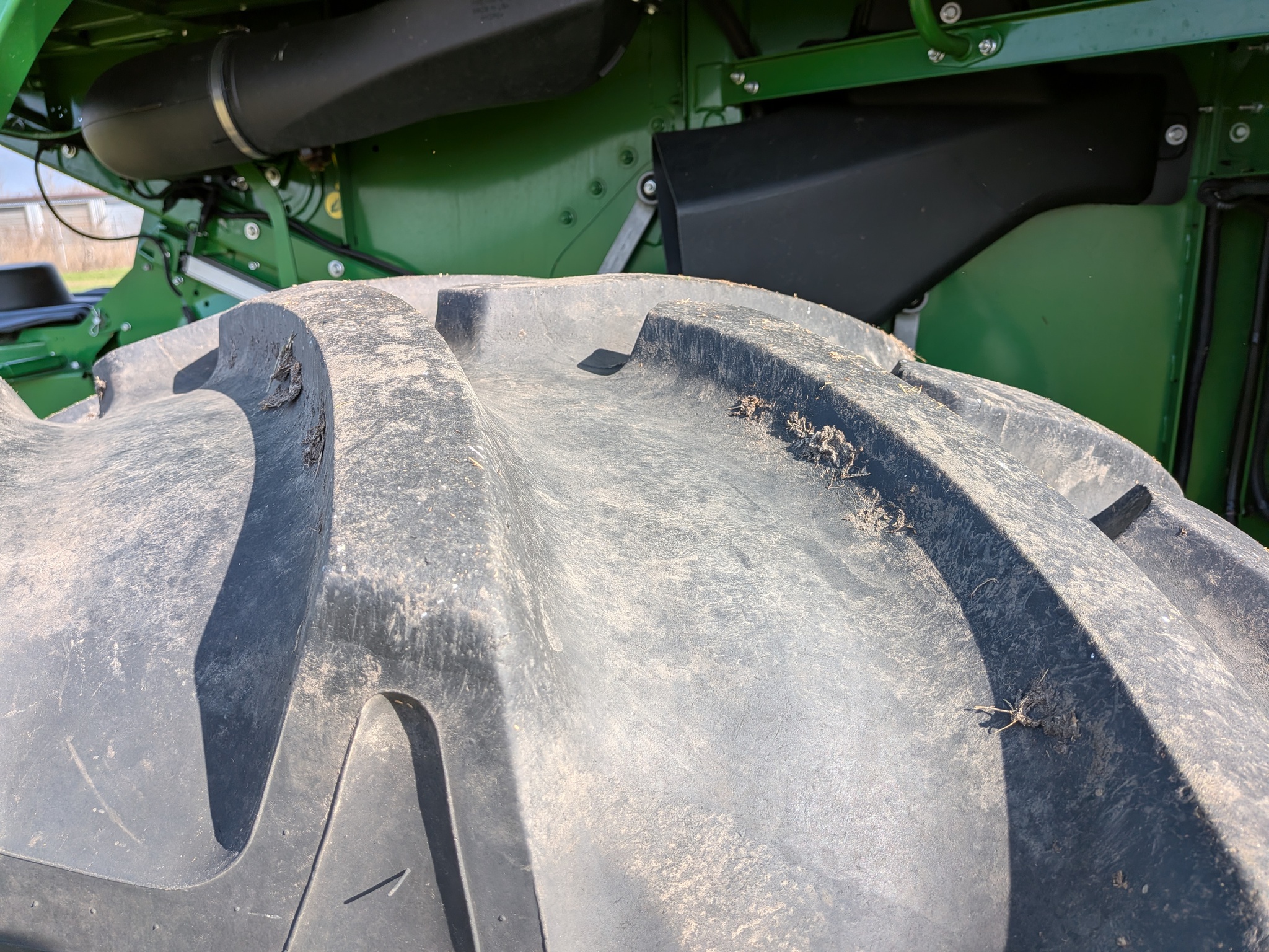  2023 John Deere S780 at Heritage Tractor in Galesburg, IL