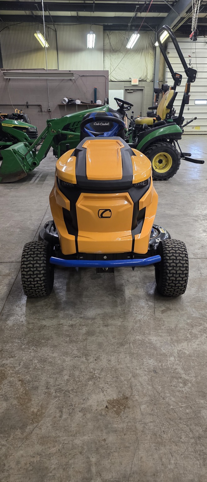 2019 Cub Cadet LT42e Image 2