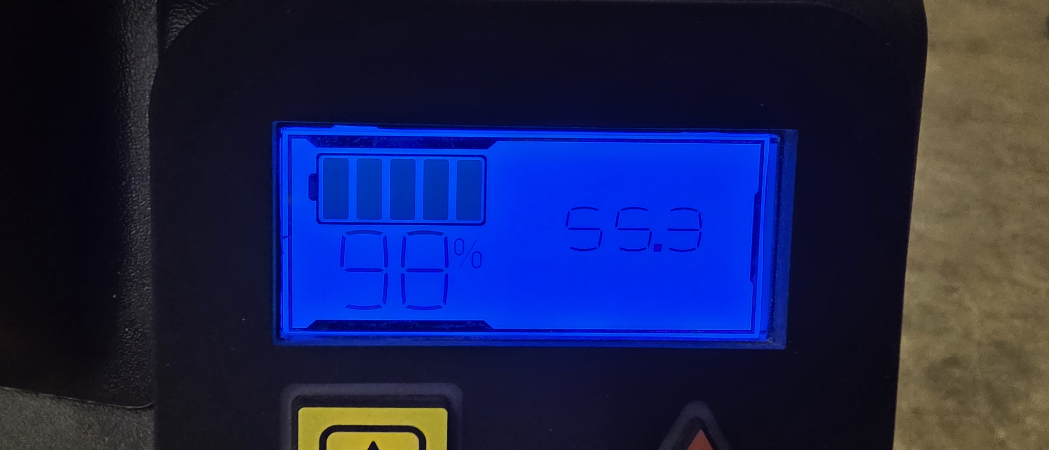 2019 Cub Cadet LT42e Image 6