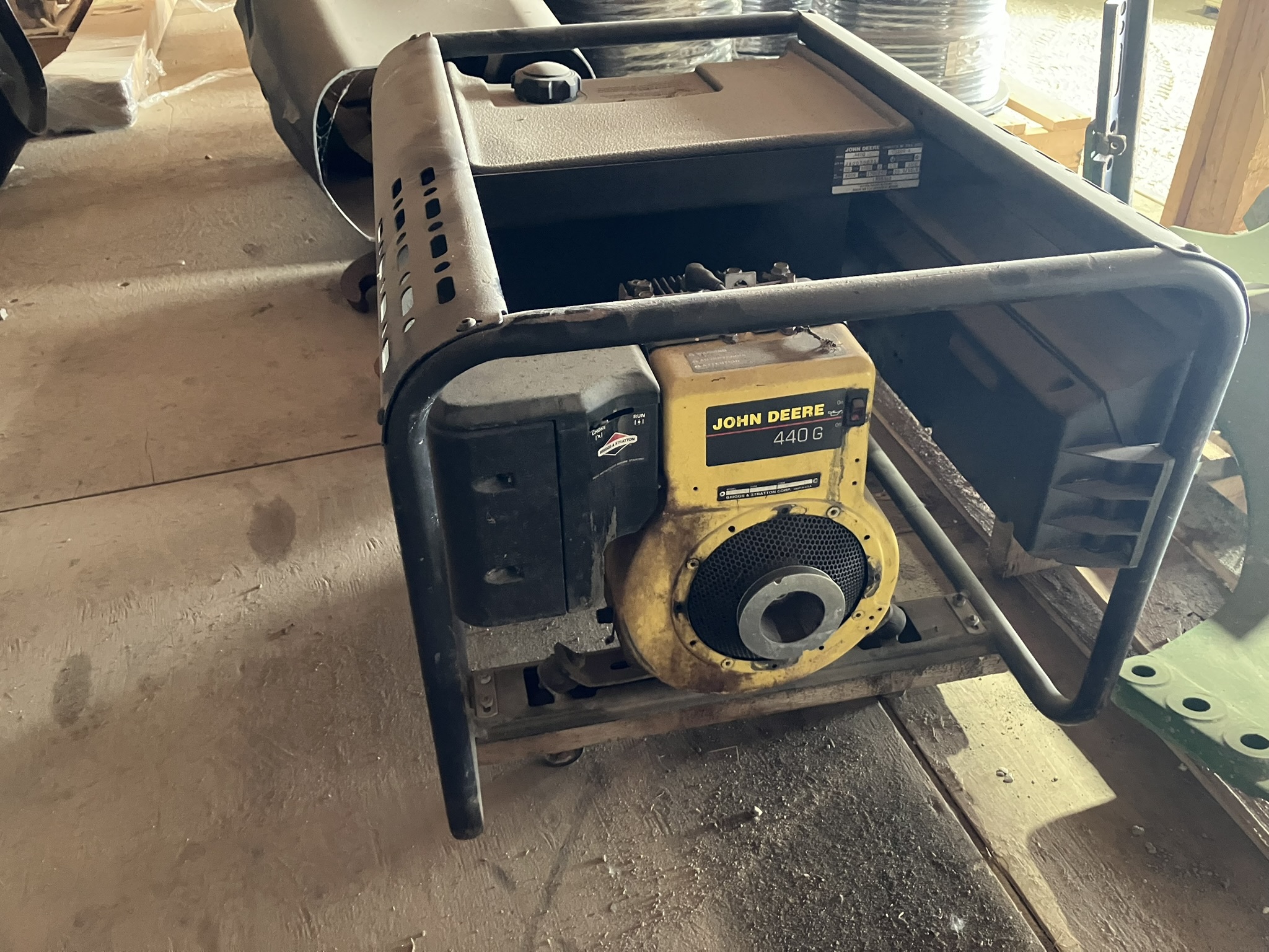 1999 John Deere 440G Image 2