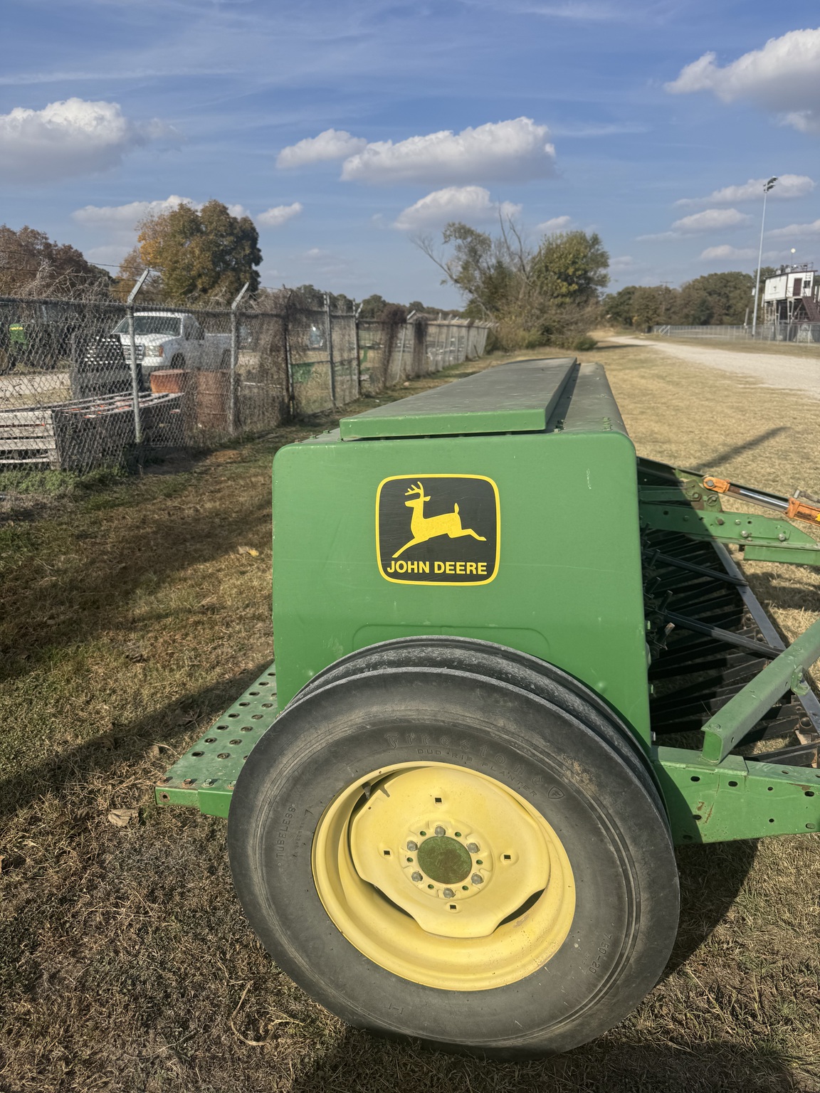 1995 John Deere 450 Image 14