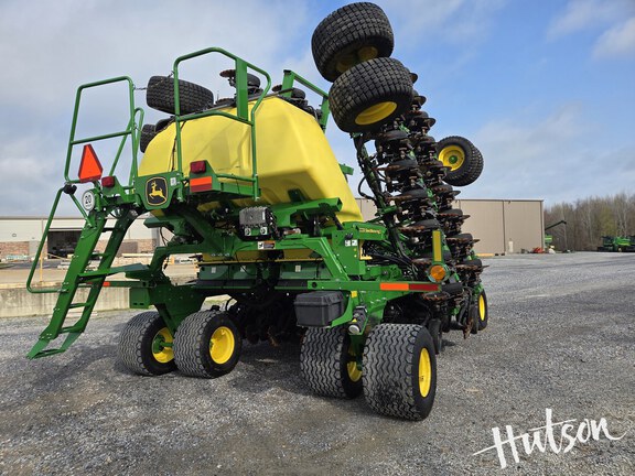 Photo of 2022 John Deere N536C