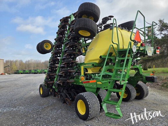 Photo of 2022 John Deere N536C