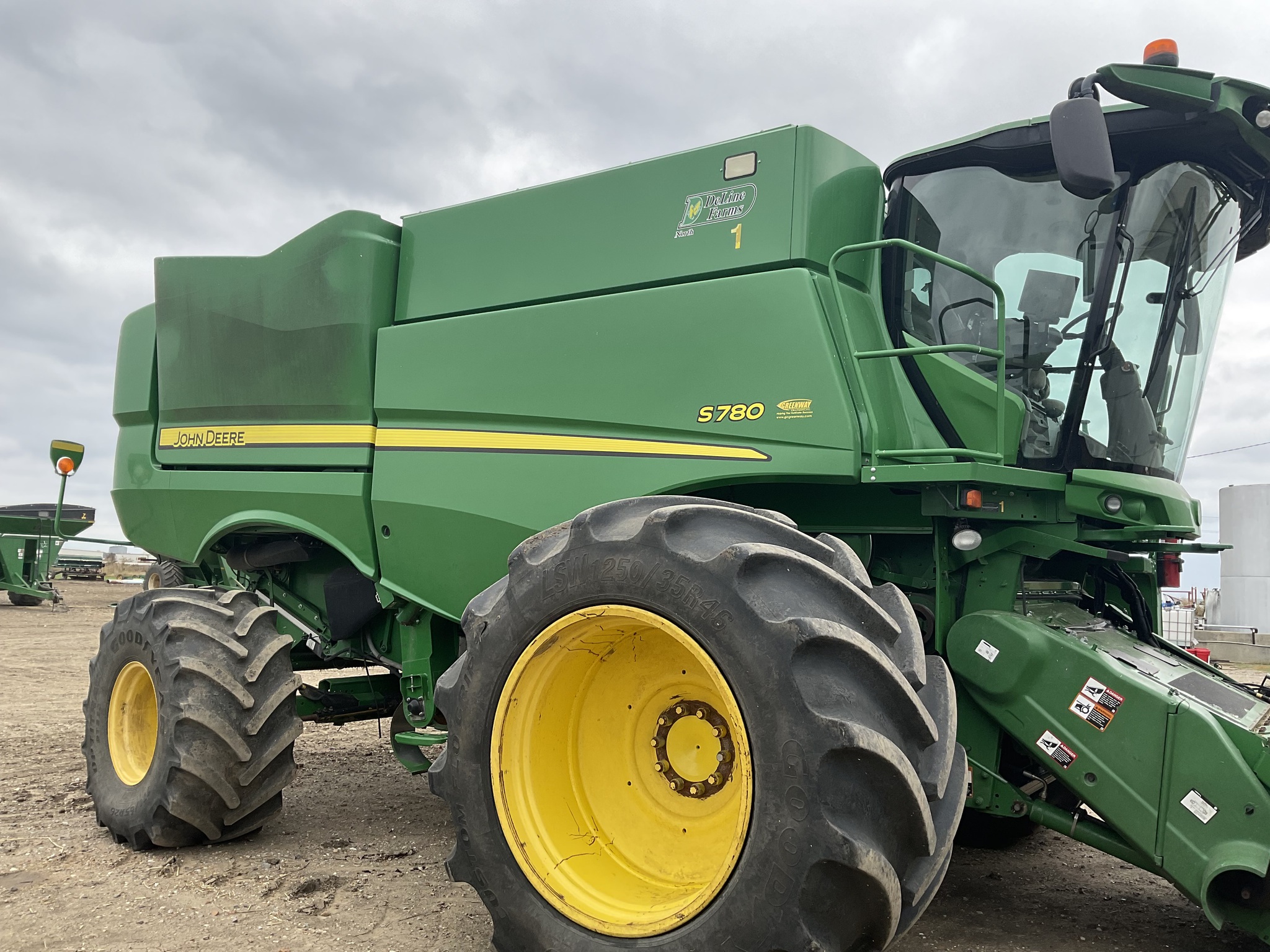 2018 John Deere S780 Image 3