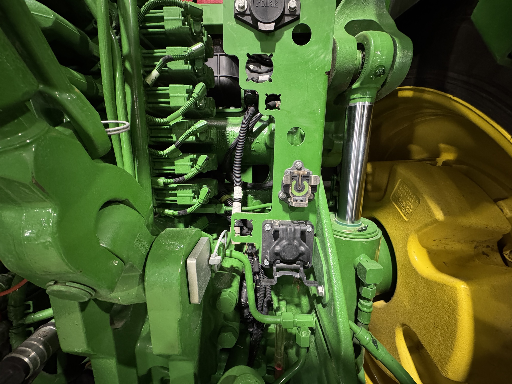 2024 John Deere 8R 340 Image 10