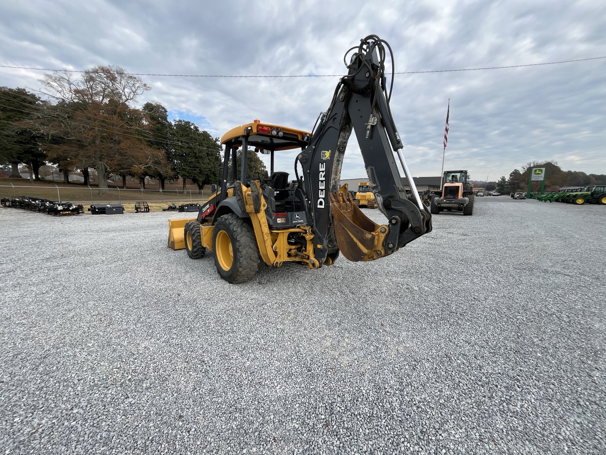 2021 John Deere 310SL HL Image 3