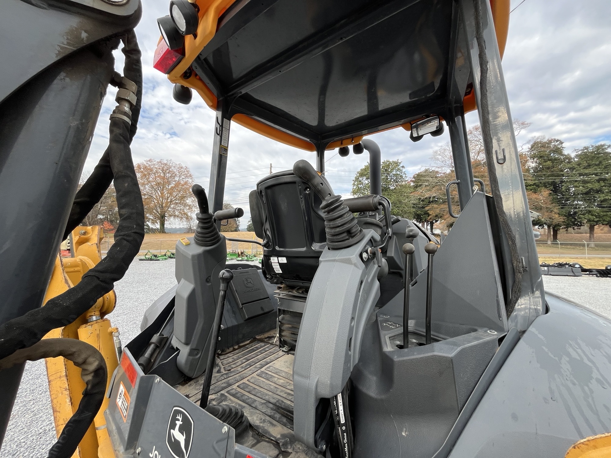 2021 John Deere 310SL HL Image 7