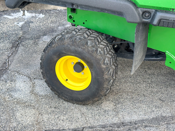 2024 John-Deere TX 4X2