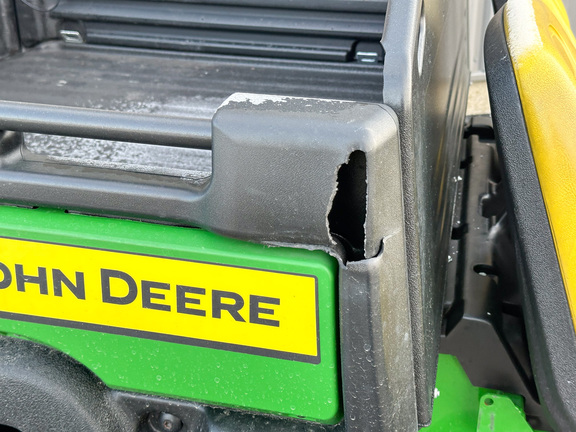 2024 John-Deere TX 4X2