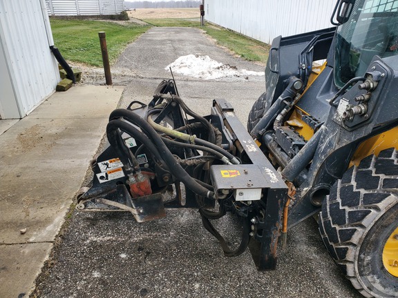 2005 John-Deere CP24