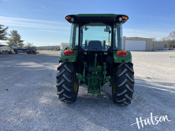 Photo of 2025 John Deere 5075E