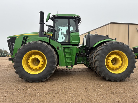 2025 John Deere 9R 640 - Photo8
