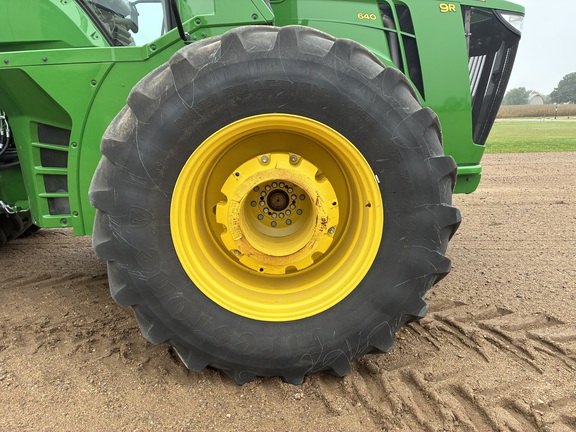 2025 John Deere 9R 640 - Photo15