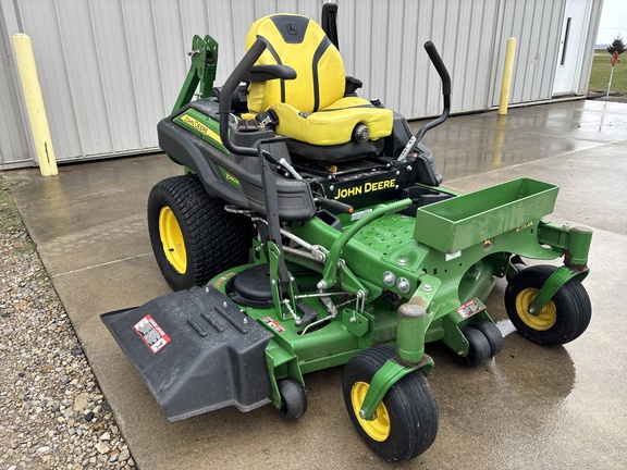 Used 2019 John Deere Z930M Zero Turn Mowers at Koenig Equipment in Urbana, OH - Photo4