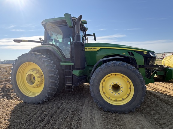 2020 John Deere 8R 310 Photo 1