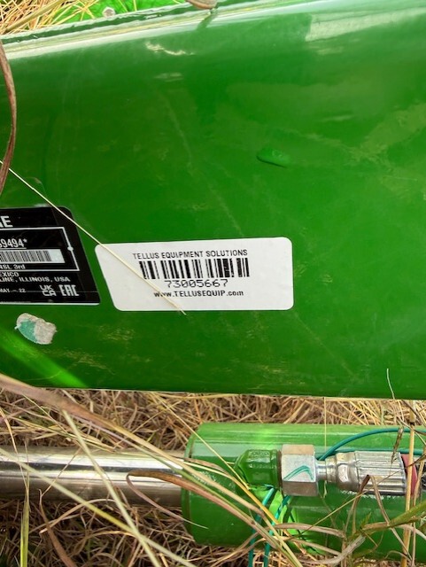 2022 John Deere 520M Image 3