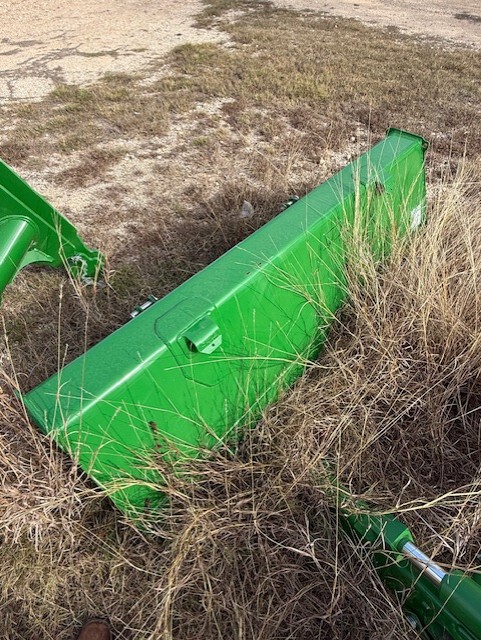 2022 John Deere 520M Image 4