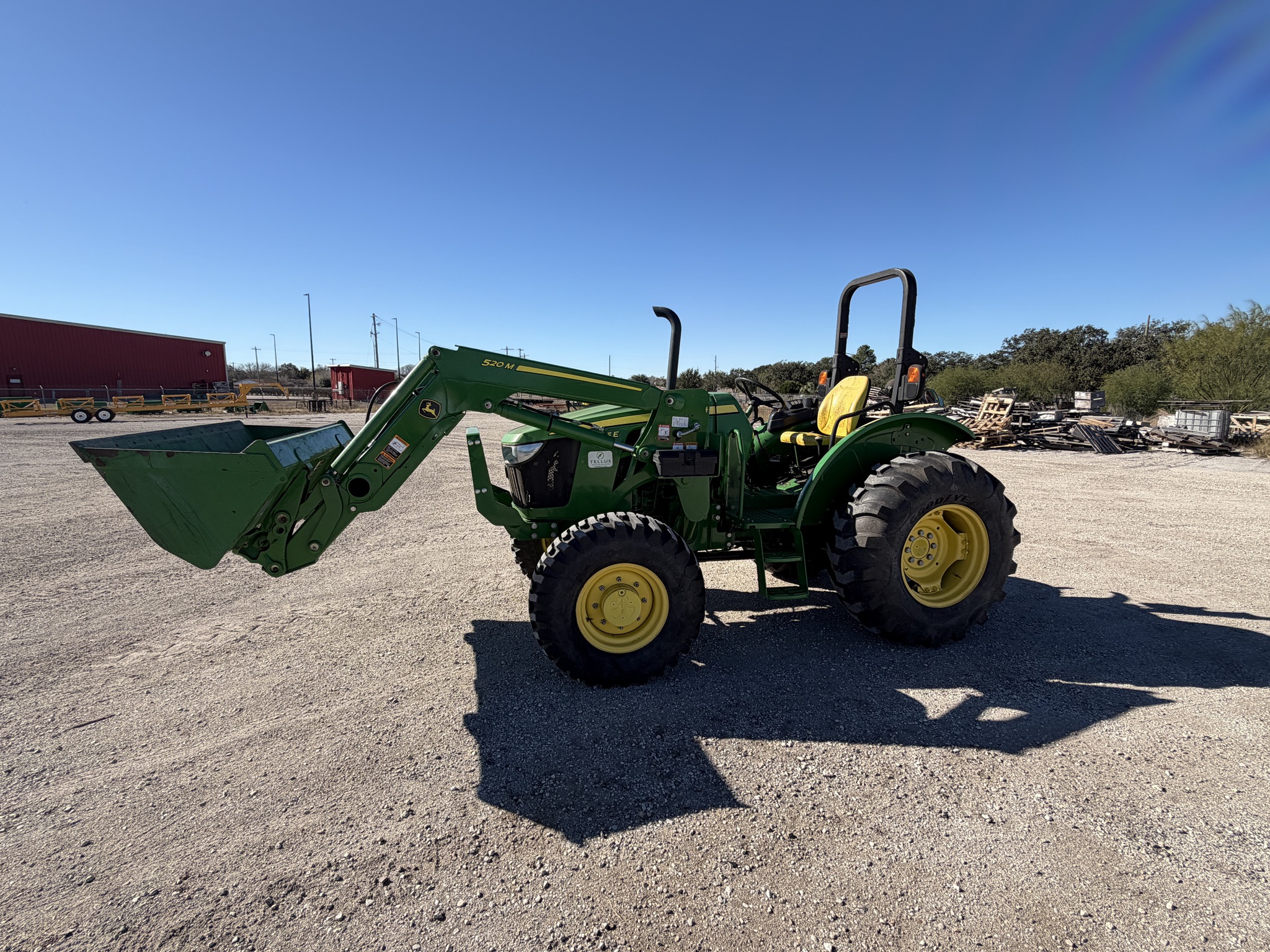 2021 John Deere 5045E Image 1