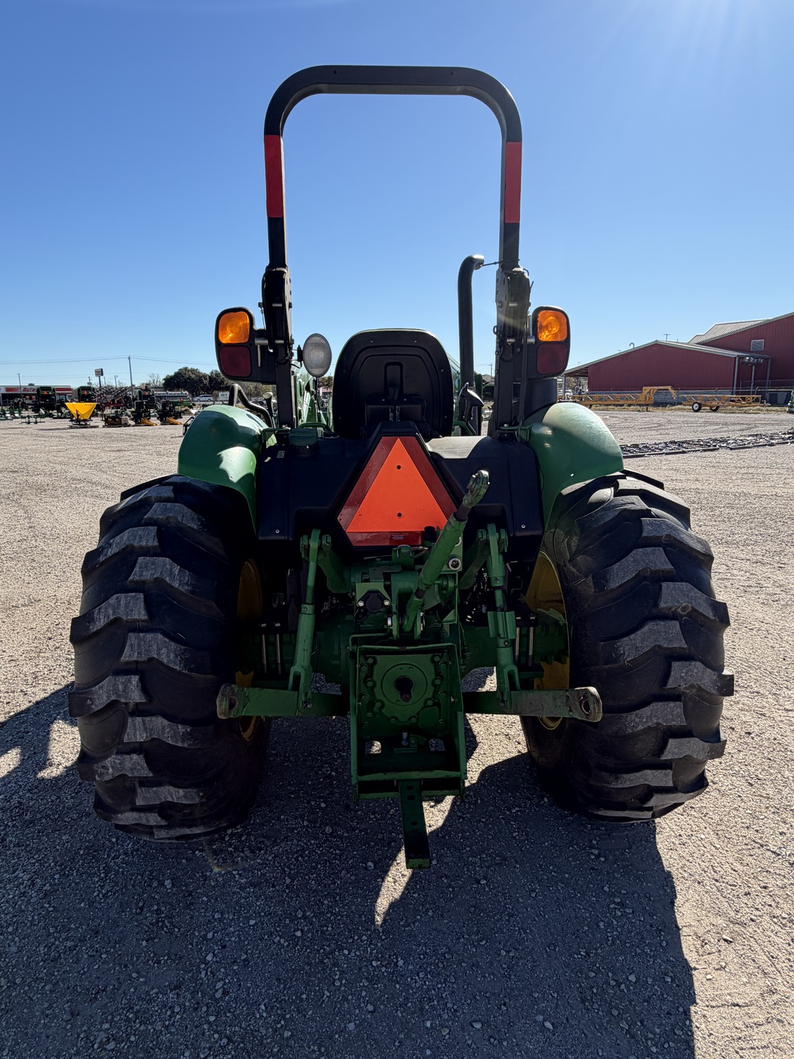2021 John Deere 5045E Image 3