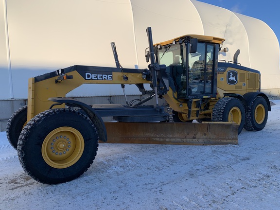 Photo of a 2022 John Deere 770G