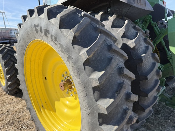 2025 John Deere 8R 410 - Photo18